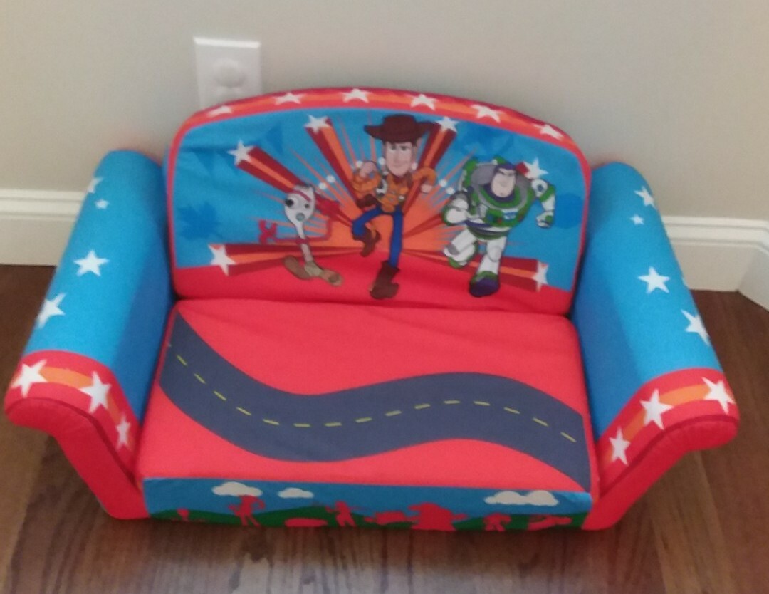 DISNEY MARSHMALLOW COUCH TOY STORY 4 BLUE/RED SOFA BED CHAIR NAP TIME PREOWNED