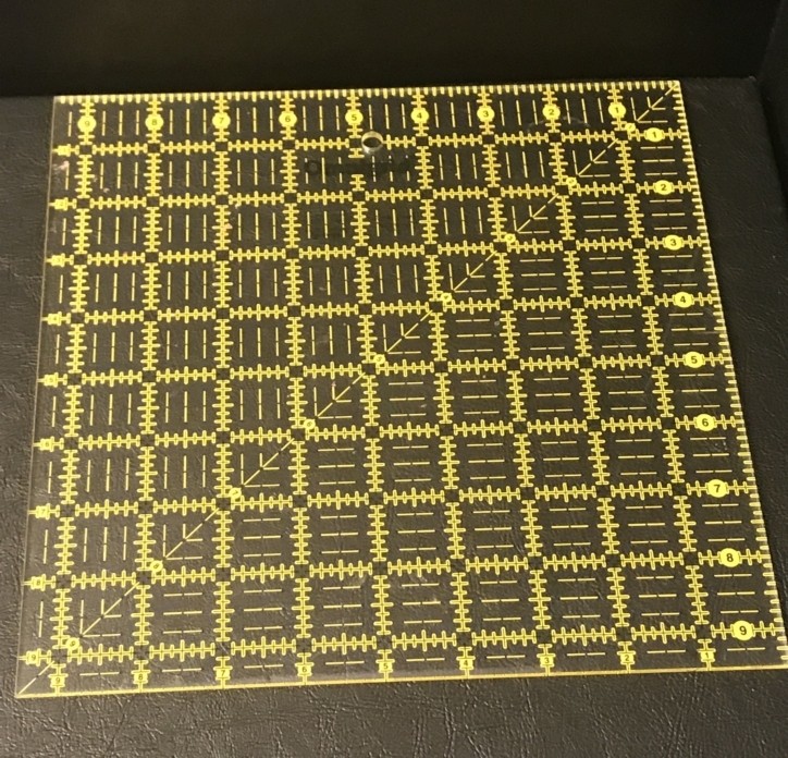 Omnigrid 9.5" x 9.5"  Marking Square Ruler  sewing quilting