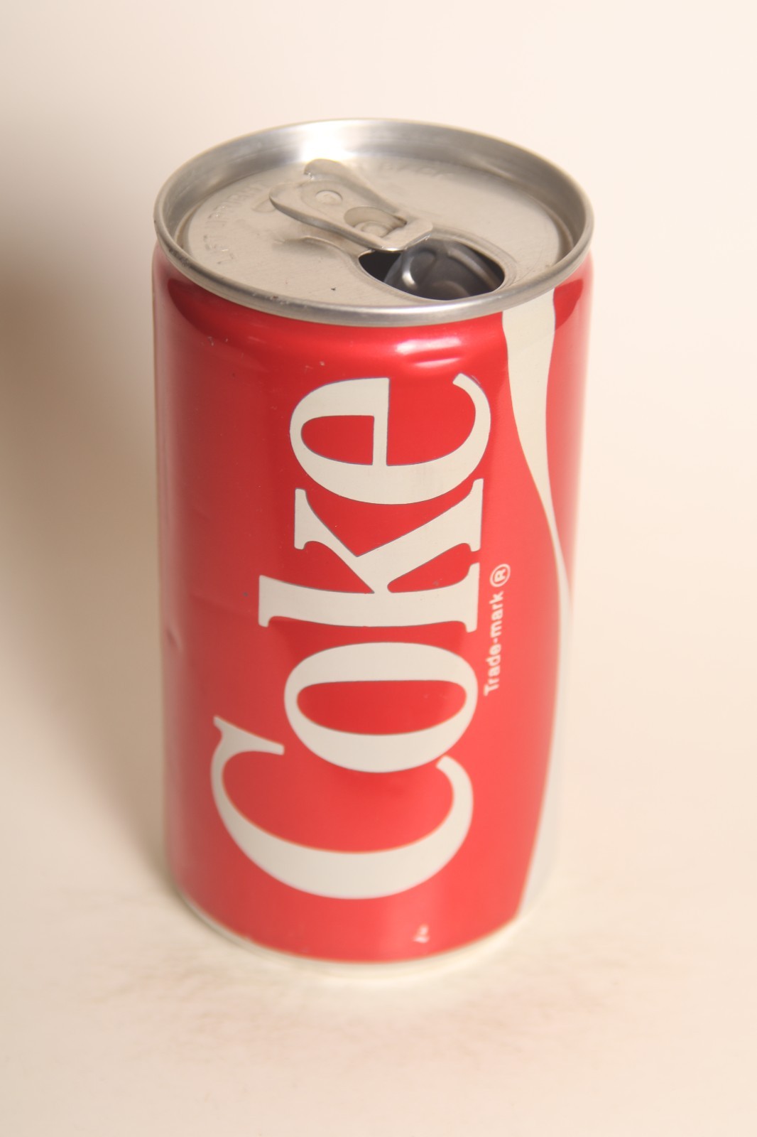 Coca-Cola soda can - 12oz