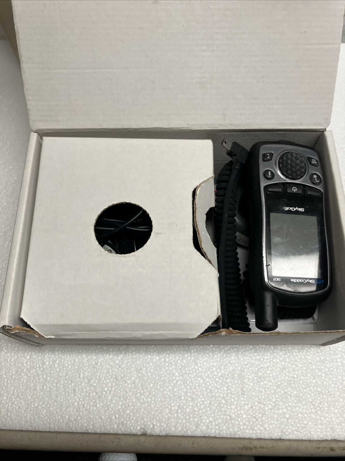 SkyGolf SkyCaddie SG5 Rangefinder GPS Portable