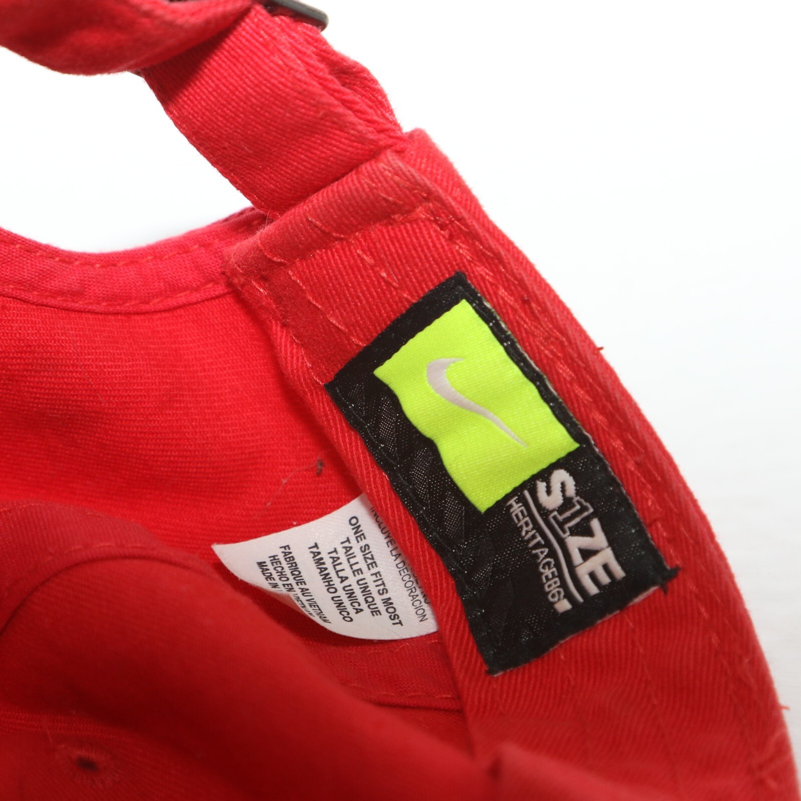 Nike Heritage86 Kids' Adjustable Hat RED