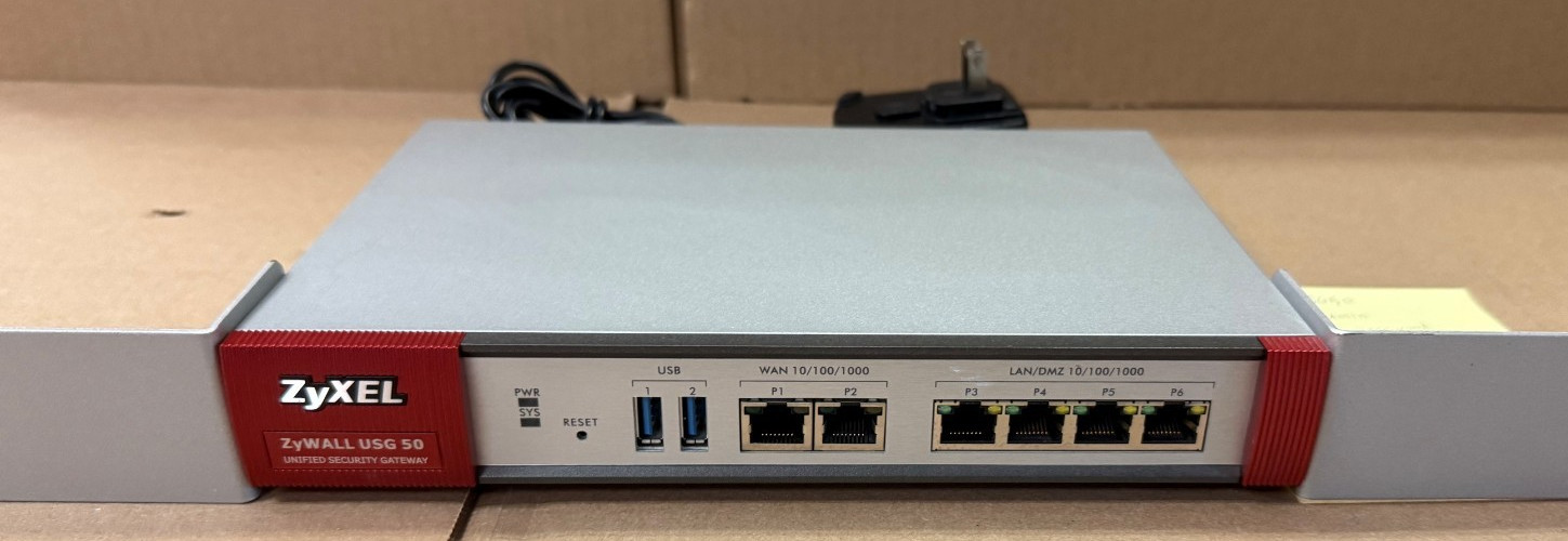 ZyXEL ZyWALL USG 50 with power supply