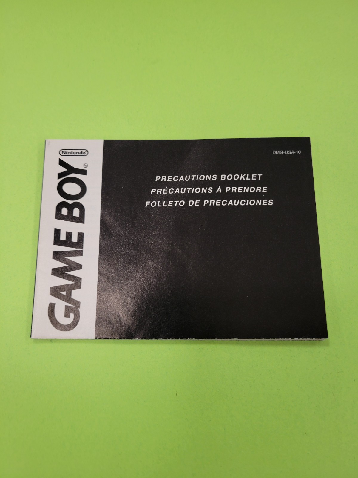 Game Boy Consumer Precautions DMG-USA-10 MANUAL ONLY Authentic Original