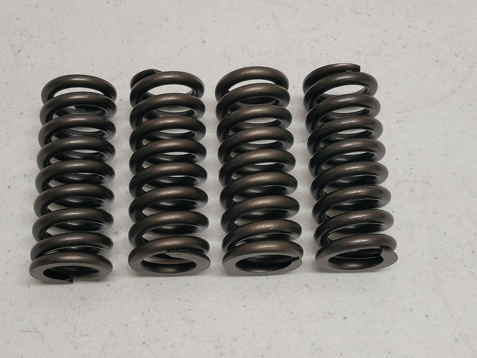 23535296, Detroit Diesel Valve Spring, 8929415, Series 60 (4 ea)