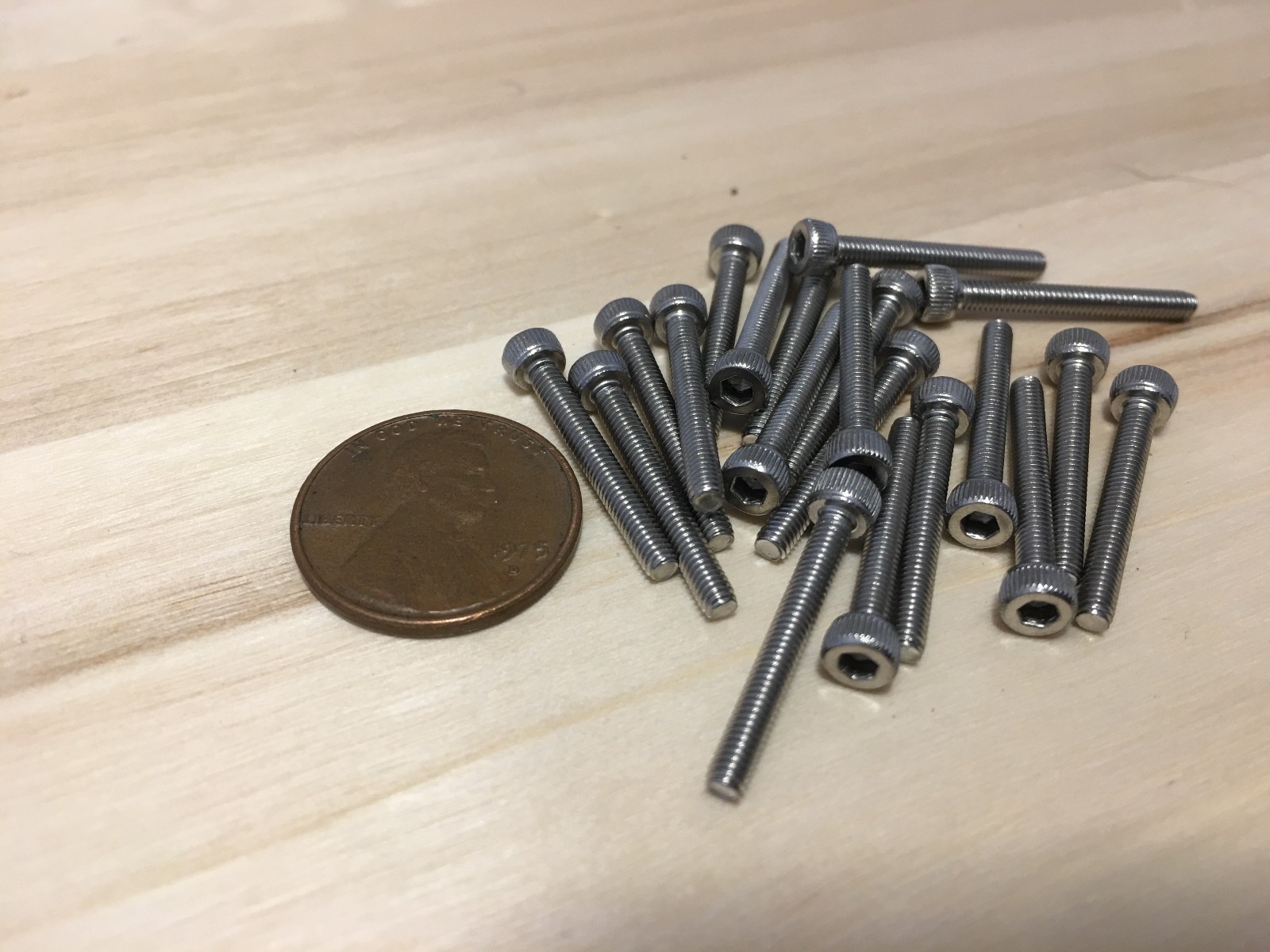20 pcs M2.5x20 Stainless Steel 304 Hexagon Hex Socket DIN912 Head Screw bolt A7