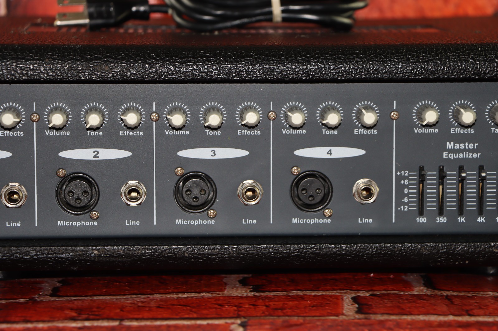 KUSTOM KPM4100 100 WATT MOSFET POWERED MIXER Tested