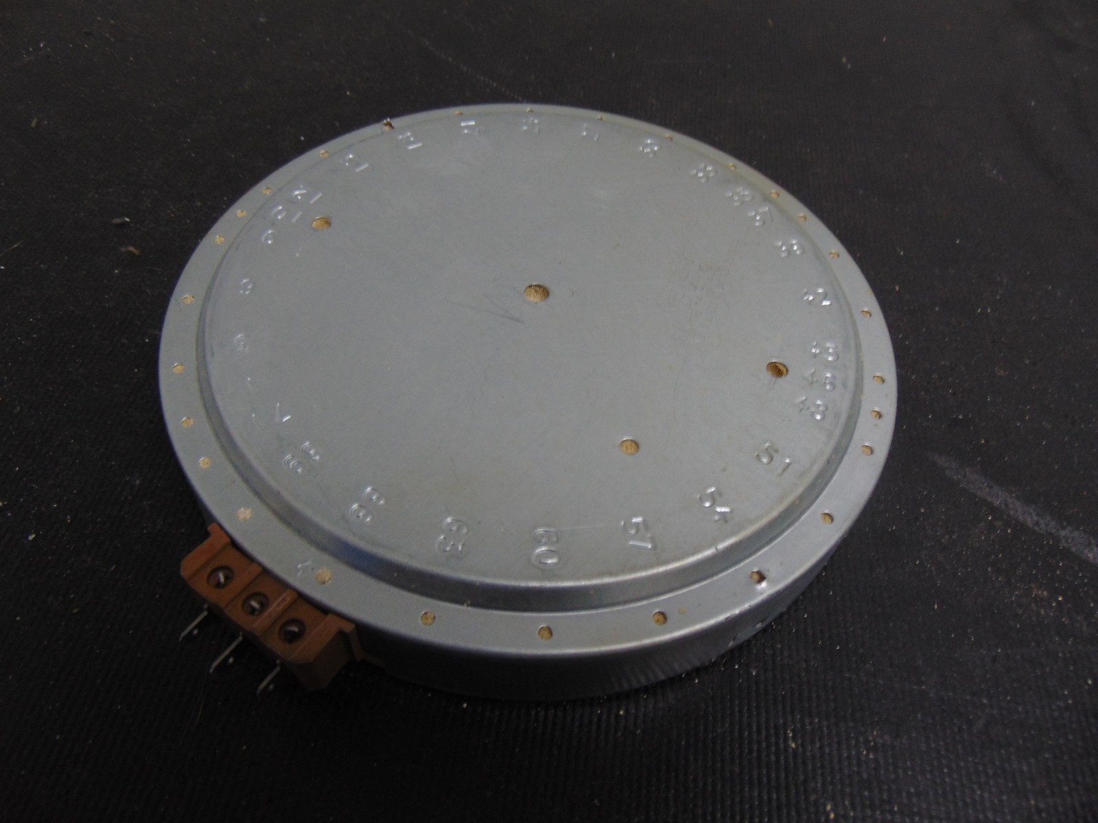 GE Range PB920DT1BB Warmer Zone Surface Element WB30T10124