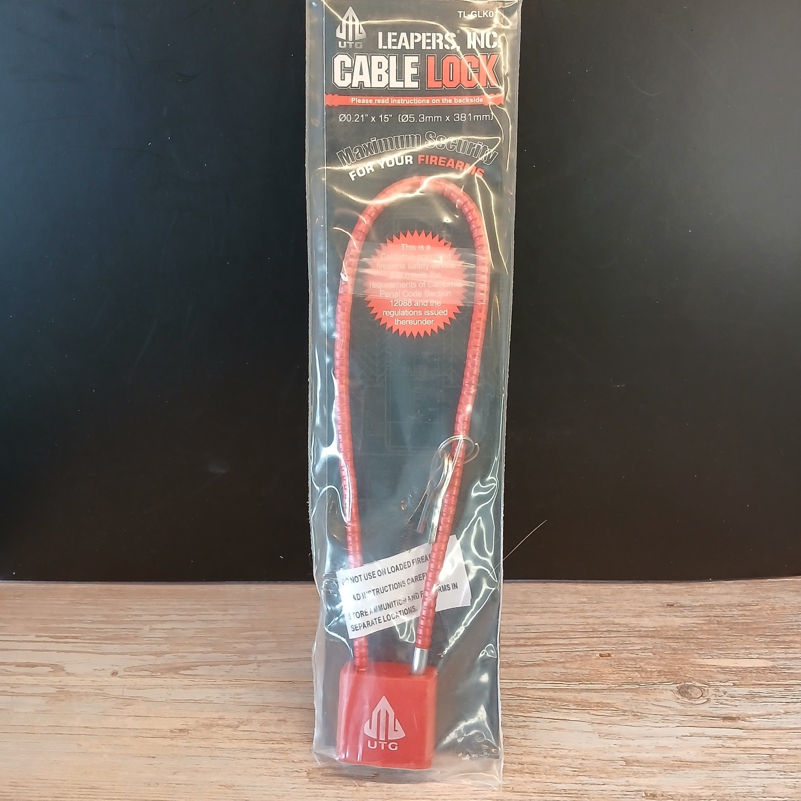 UTG Leaper, Inc Cable Firearms Lock, 15" locking Cable, Spare Key, New