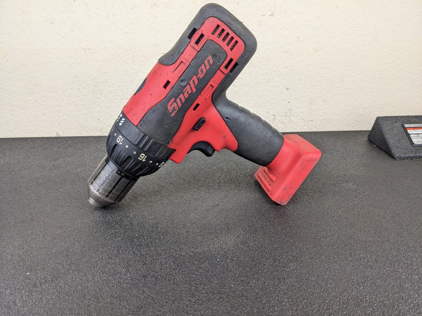 #bn844 Snap-On Tools CDR8850H 18V Cordless 1/2" Drive Hammer Drill