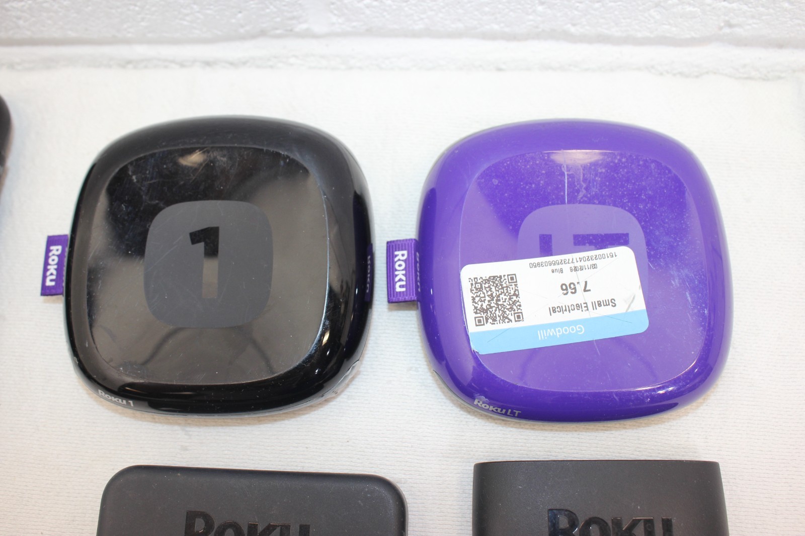 Large Lot of ROKU Streamers + Remotes COMPLETELY UNTESTED - Assorted models