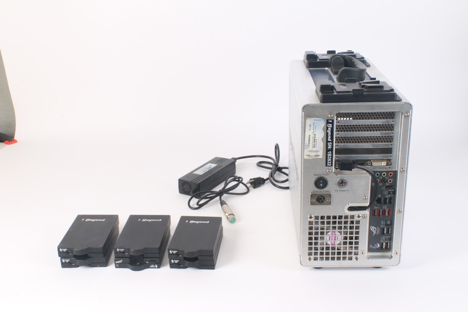 1 Beyond Wrangler Dude Tapeless Workflow Transfer and DDR System W/ 6x GoHDCart