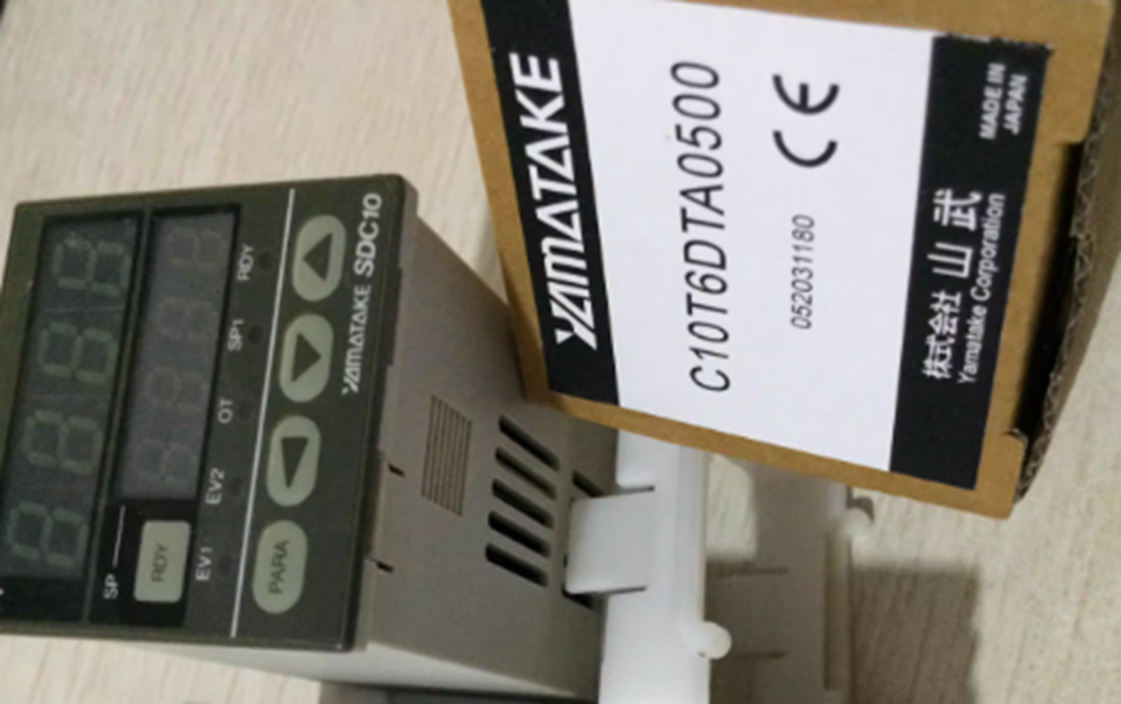 NEW YAMATAKE SDC10 C10T6DTA0500 Temperature Controller Thermostat