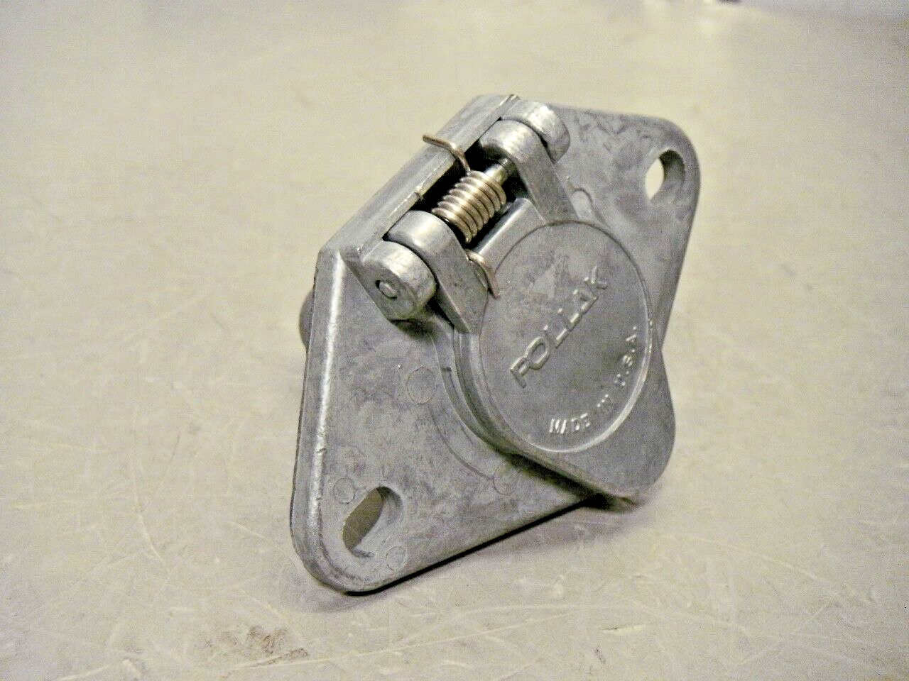 Pollak 11404 Zinc Plated 4-way Round Connector Socket