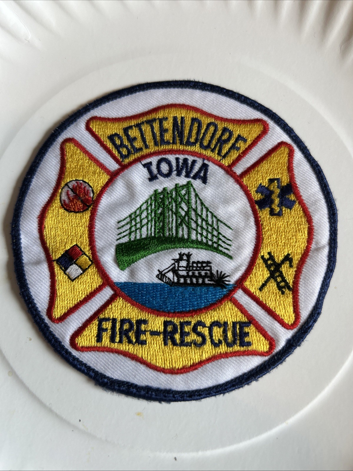 Vintage Fire Station Patch Bettendorf Iowa Bridge Boat Aid Engine Firefighter