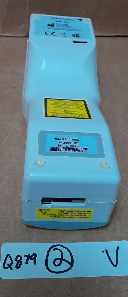ABBOTT I-STAT 1 PORTABLE BLOOD ANALYZER 300 ! Q879 V