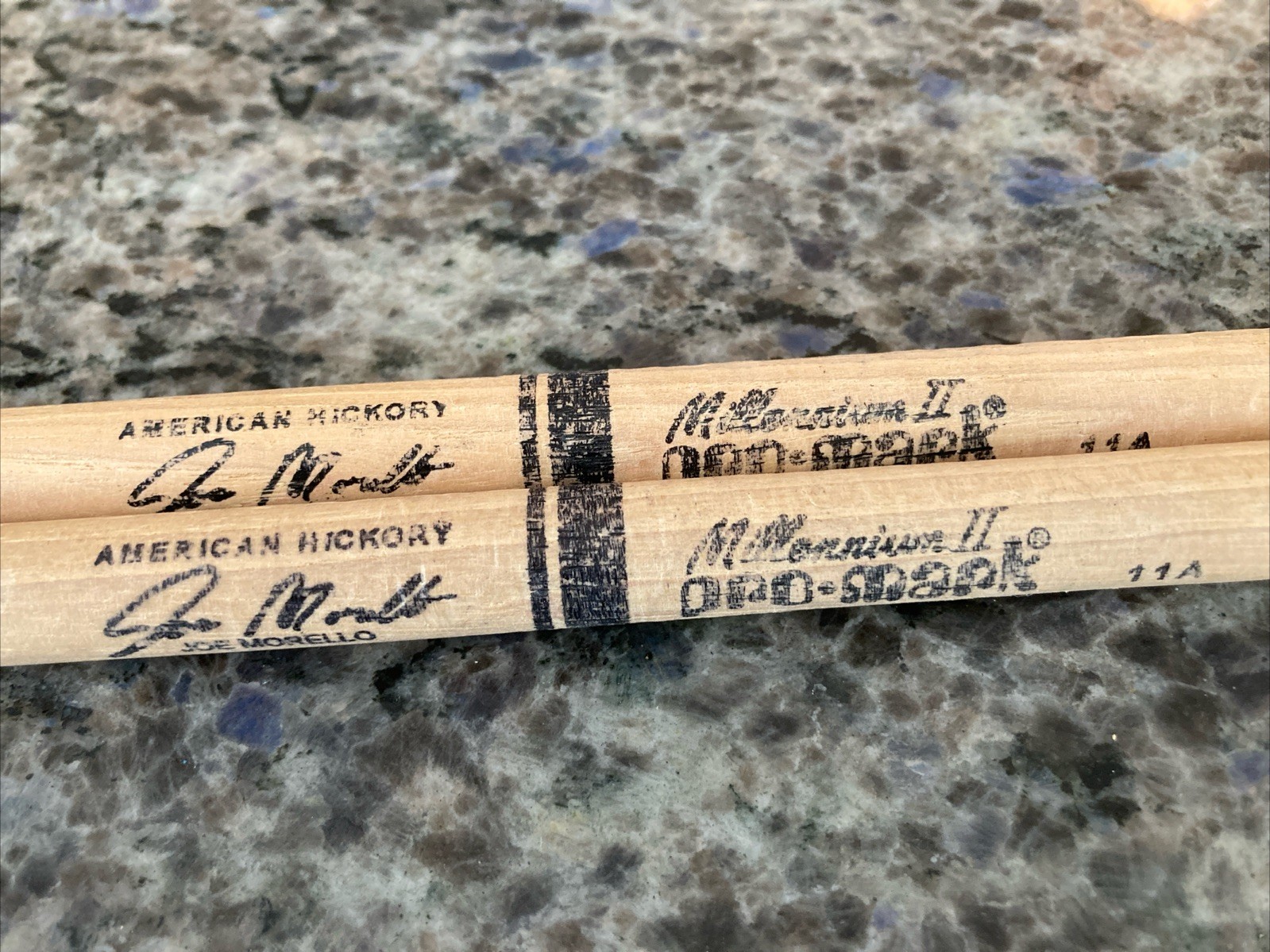 VNTG PRO MARK JOE MORELLO 11A MODEL DRUMSTICKS WOOD TIP DRUM STICKS MILLENNIUM