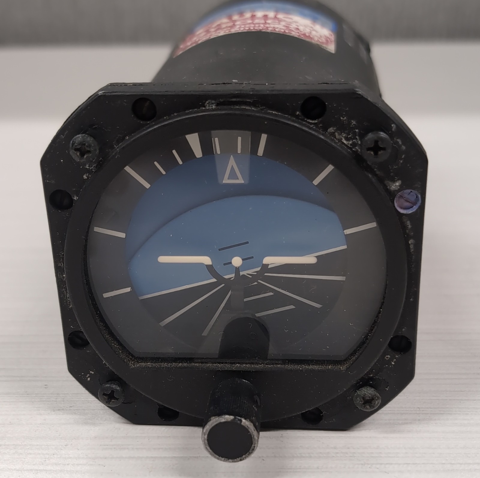 Attitude Indicator Model: 5000F-6, P/N: 23-501-017