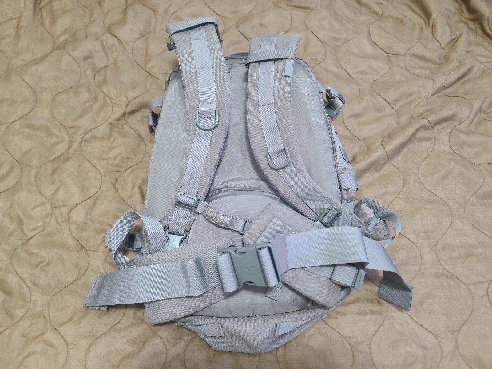 Camelbak Maximum Gear Motherlode Hydration Backpack Foliage Green With Bladder