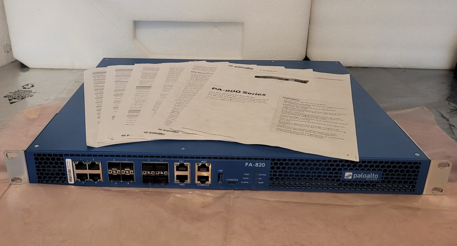 PaloAlto Networks PA-820 Next Generation Firewall Security Switch 750-000120-00F