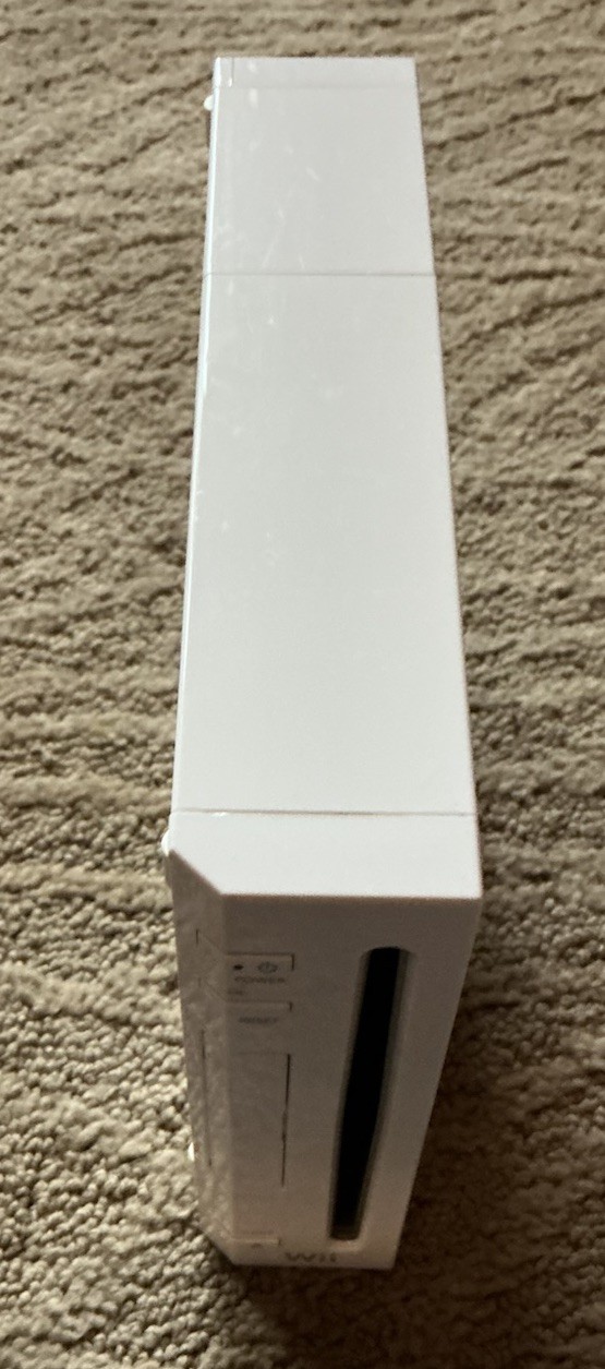 Nintendo Wii Console White USA Model Bundled w/Cables & Controllers + Game