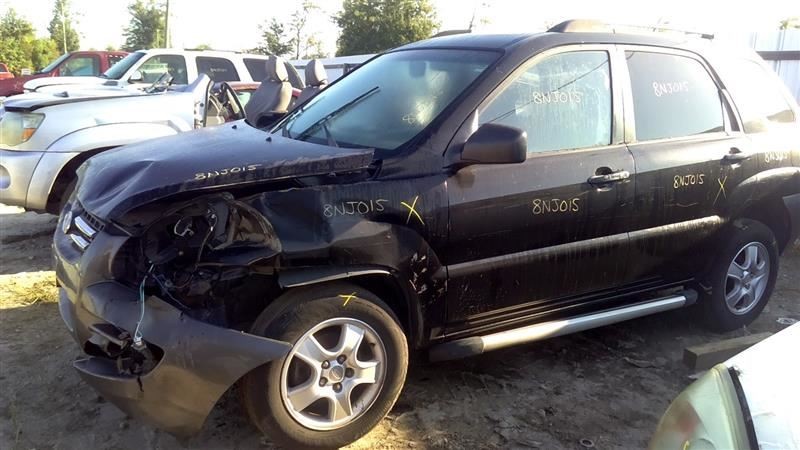 Passenger Front Spindle/Knuckle ABS 4 Cylinder Fits 05-10 SPORTAGE 103663840