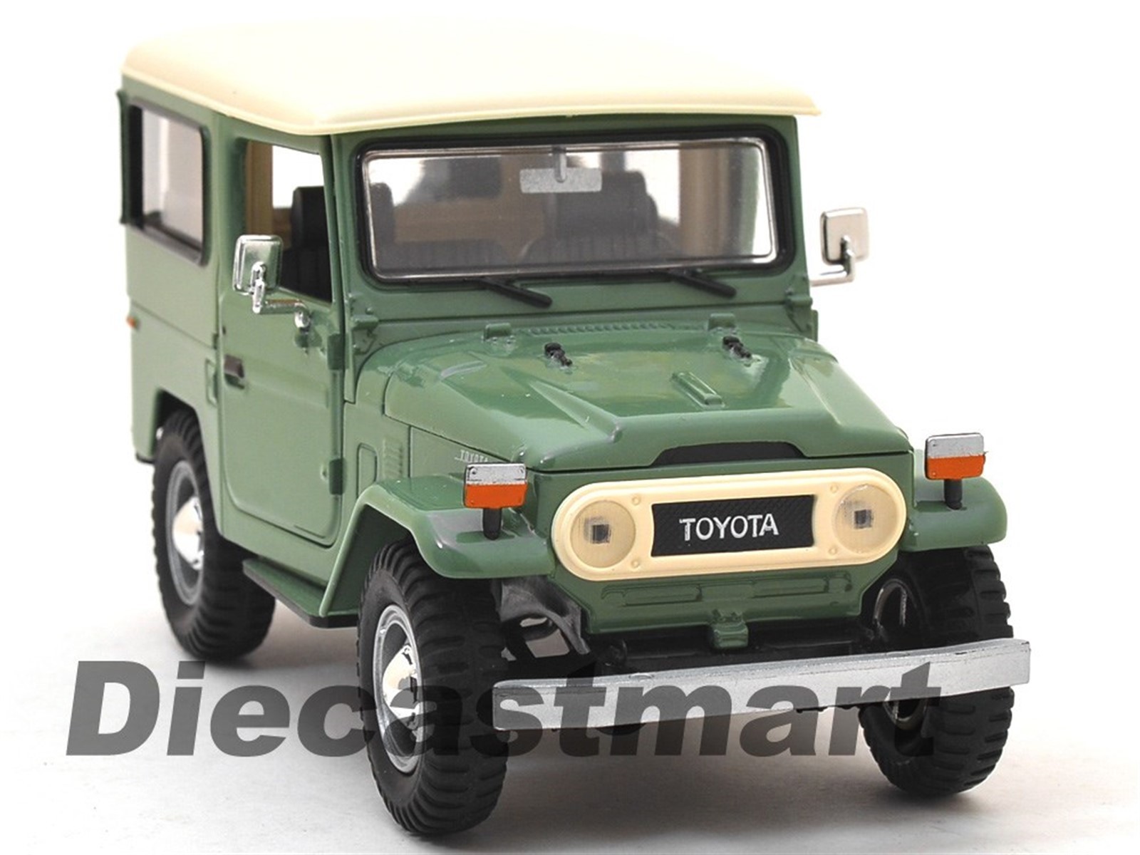 TOYOTA FJ40 FJ 40 LAND CRUISER GREEN & BEIGE 1:24 DIECAST MODEL MOTORMAX 79323