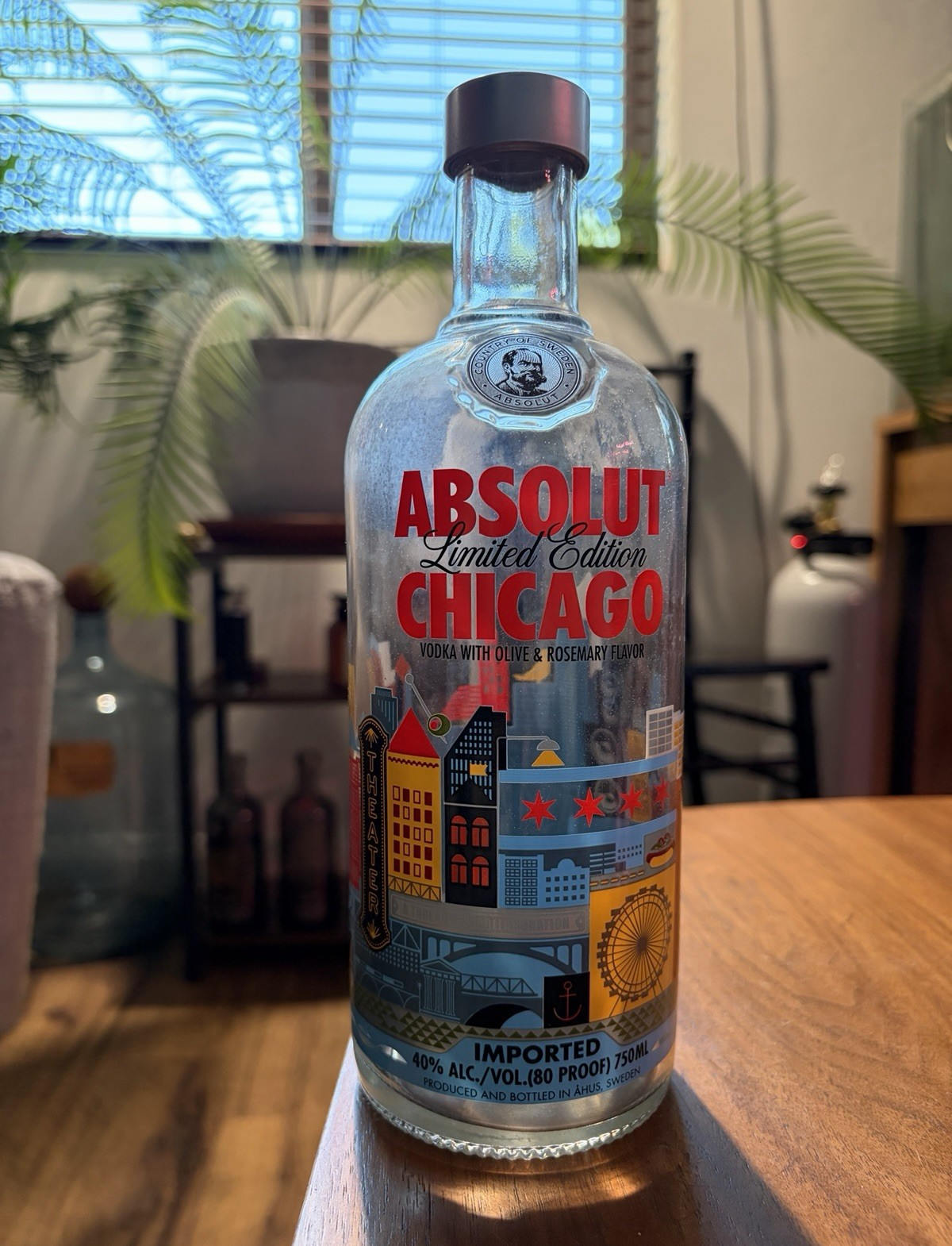 Absolut Limited Edition Chicago Vodka Liquor Bottle, Clear Glass, 750 ml