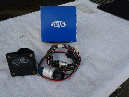 Westach Model 2A8-8 0-16 psi fuel pressure gauge kit complete with sender, new