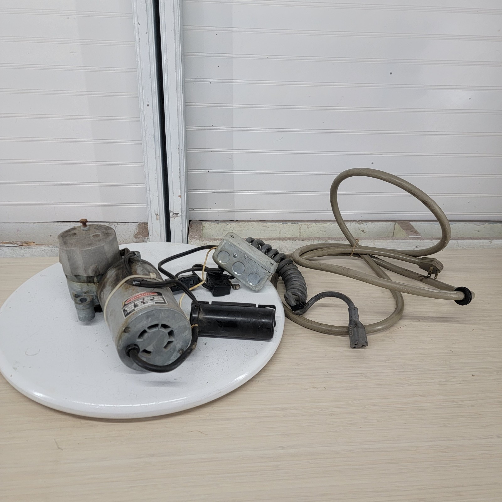 Gearmaster DZ-17 1/3HP Dental Chair Motor w/ Directional Microswitches 115V