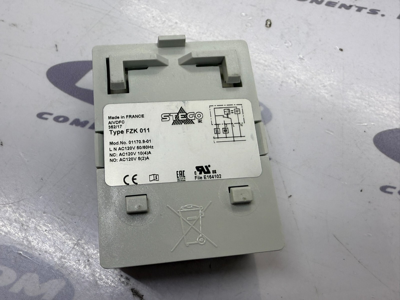 BADER ENGINEERING MECHANICAL THERMOSTAT FZK 011
