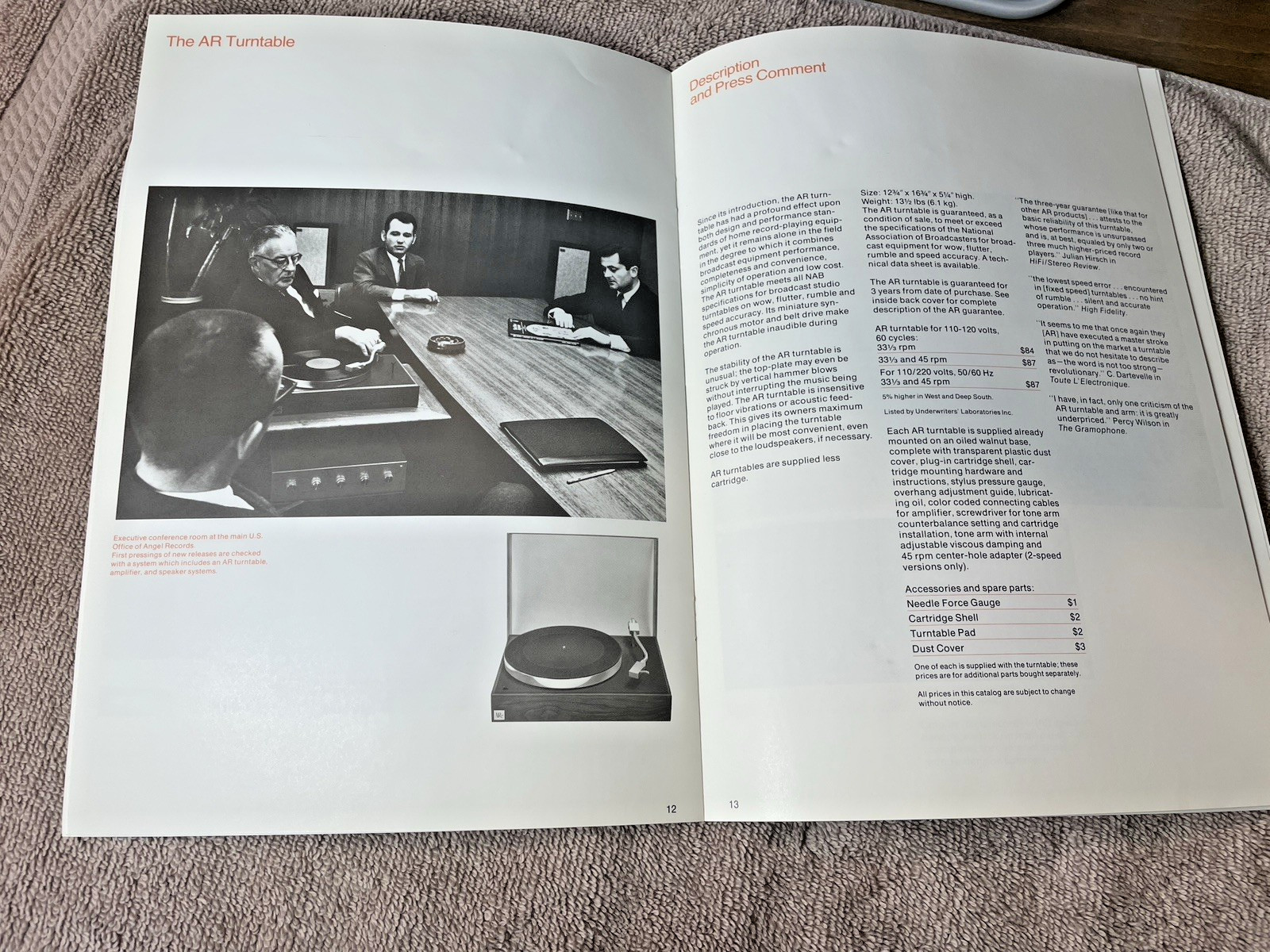 ACOUSTIC RESEARCH / BROCHURE / 21 PAGES / EXCELLENT CONDITION /