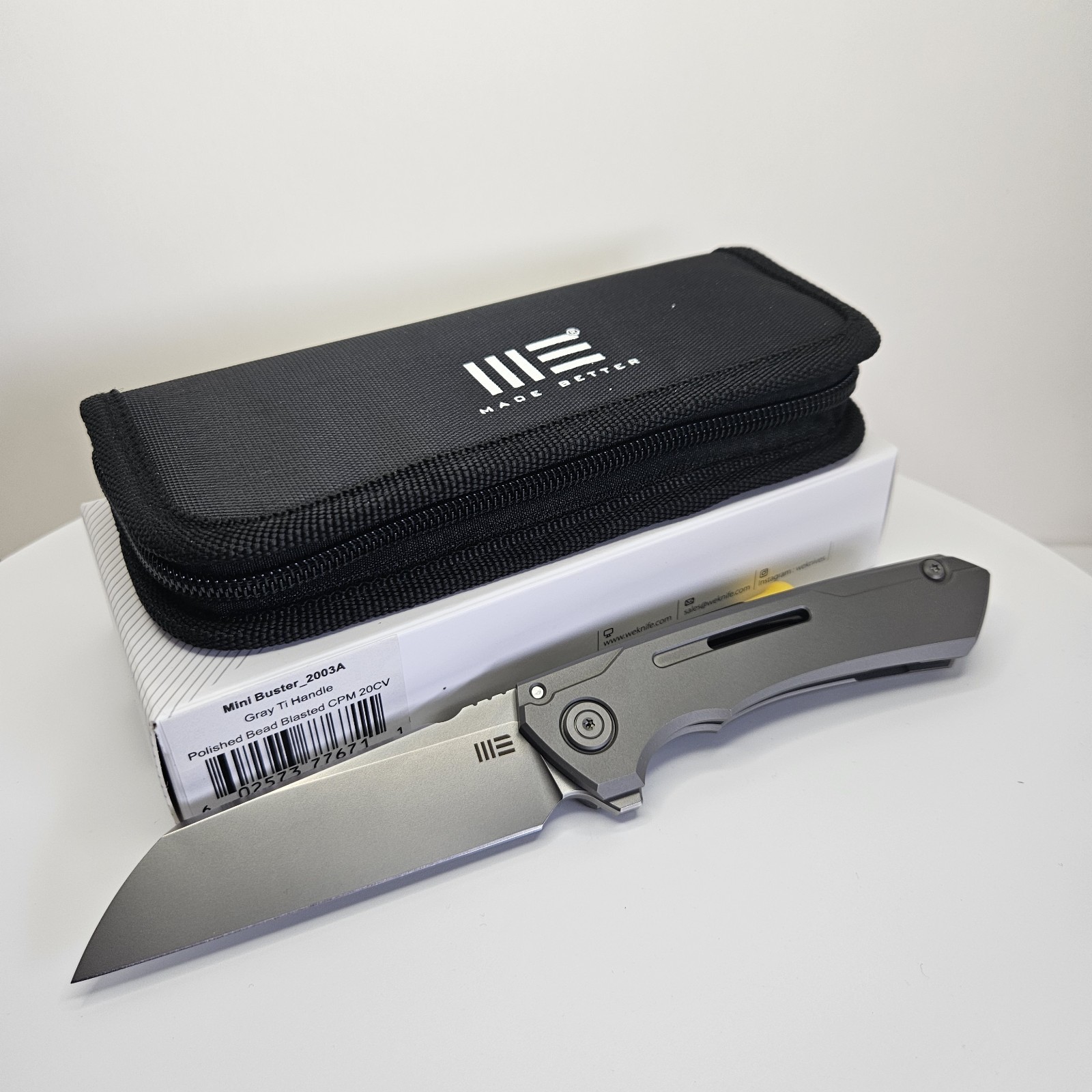 We Knife Mini Buster SNECX Folding Knife CPM - 20CV Steel Blade Titanium - 2003A