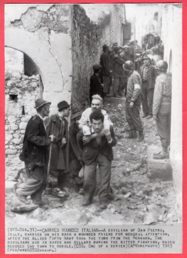 1943 Italian Carrying Wounded Friend San Pietro Italy Original News Wirephoto