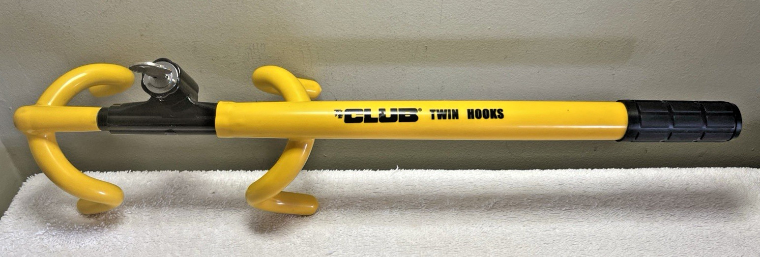 The Club Car Truck Steering Wheel Lock Yellow Twin Hook Model 3000 With 1 Key
