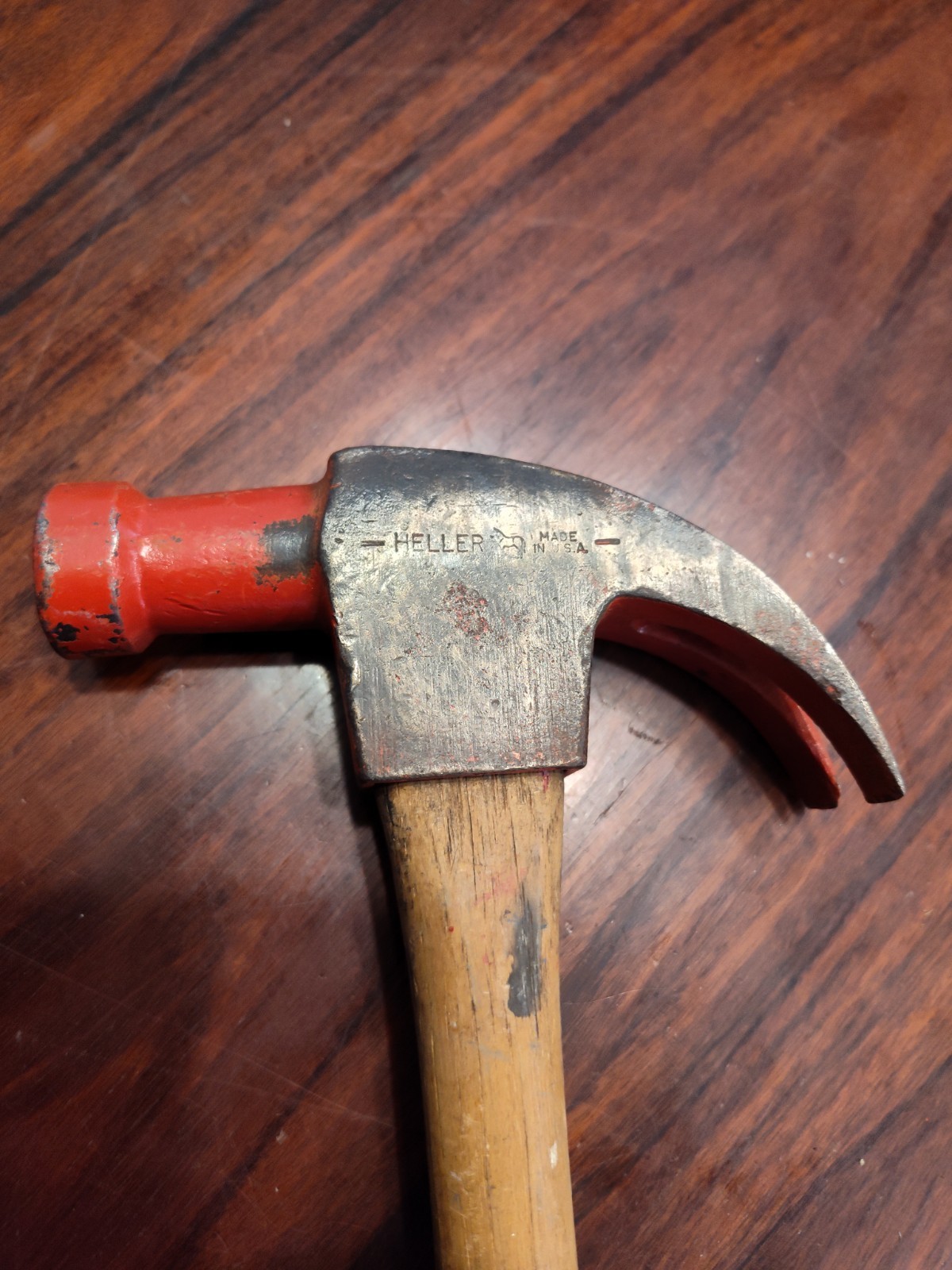 VINTAGE HELLER HICKORY 17.5" FRAMING CLAW HAMMER with HORSE LOGO