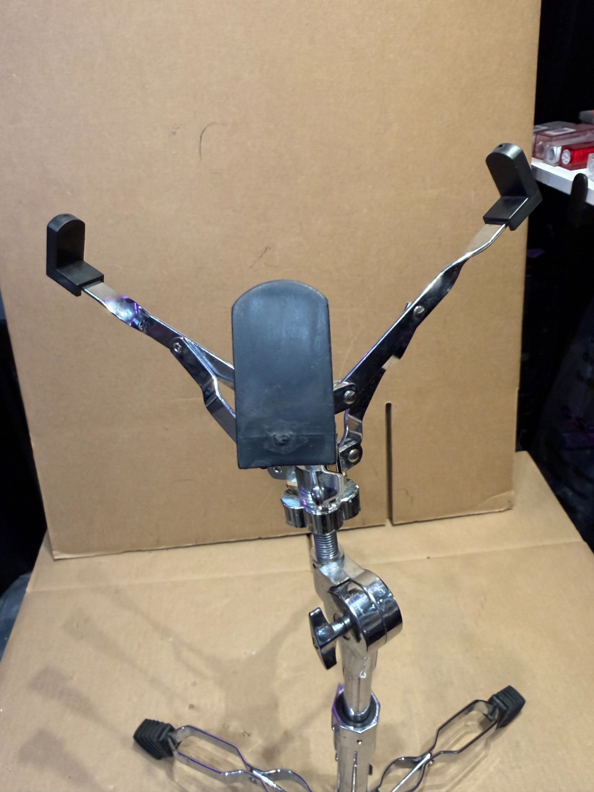 🥁 Double-Braced Snare Stand – 14″ Used – Unbranded