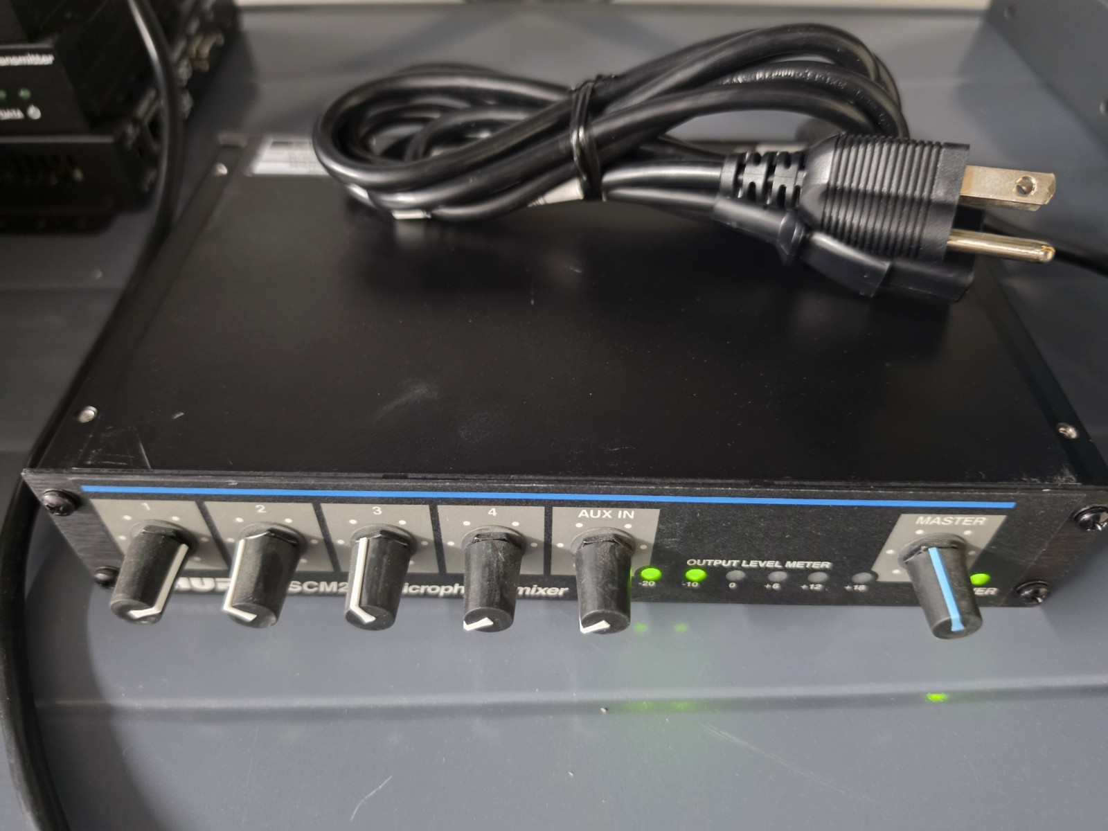 Shure SCM268 4-Channel Mic/Line Mixer 4 Input Microphone Mixer w/ Power Cord