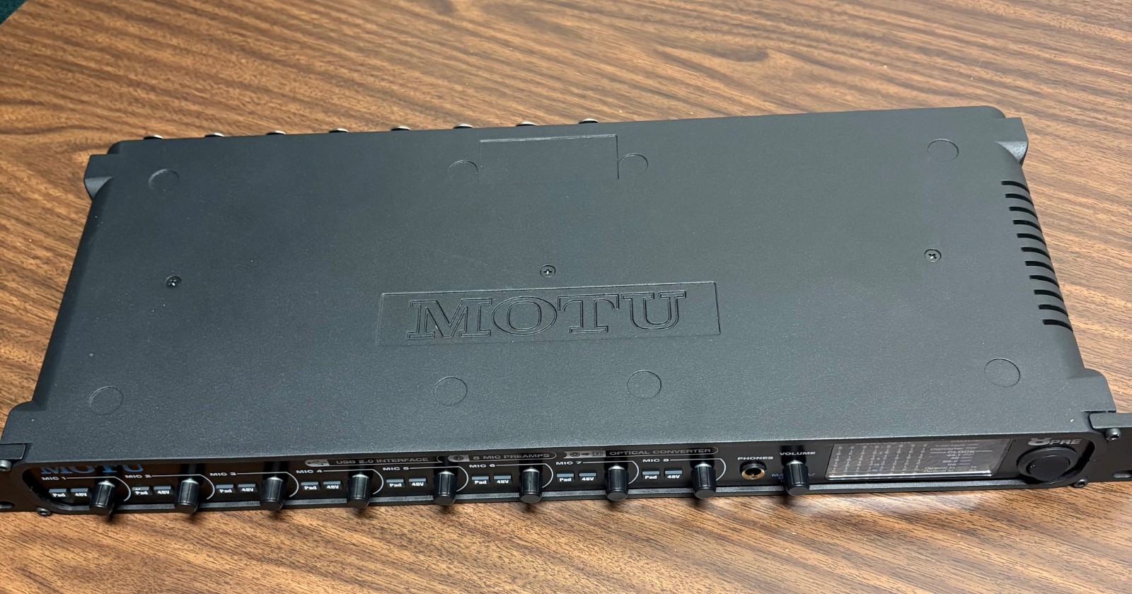 MOTU 8pre — 16 x 12 USB audio interface with 8 mic inputs - New - Opened Box