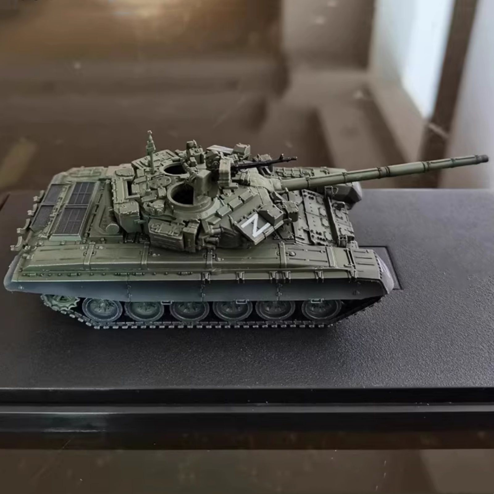 5.1in Russian Special Military Operations T-90A Main Battle Tank Model Assembly