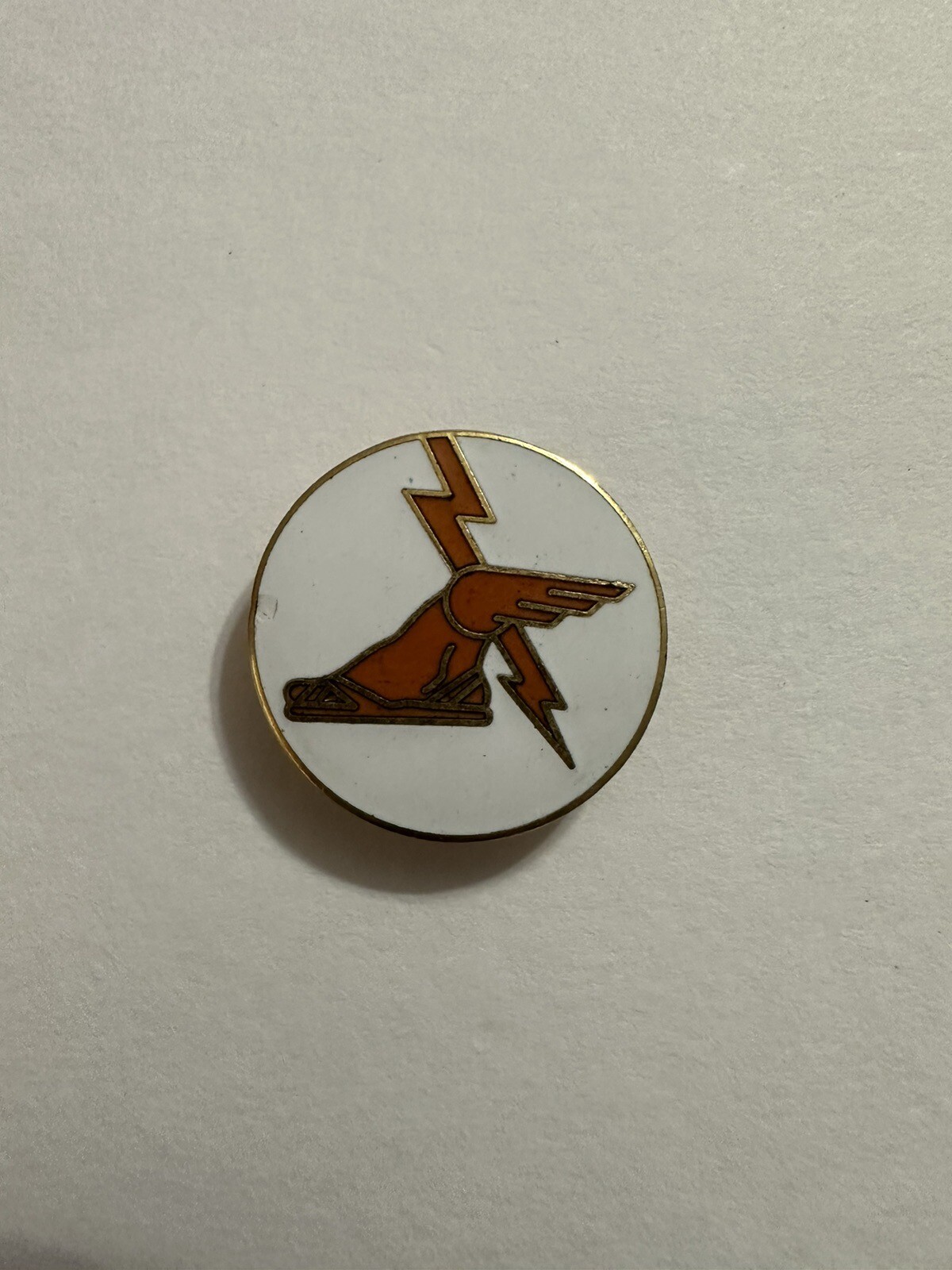 Authentic US Army 9th Signal Battalion Unit Insignia Crest Collar Pin