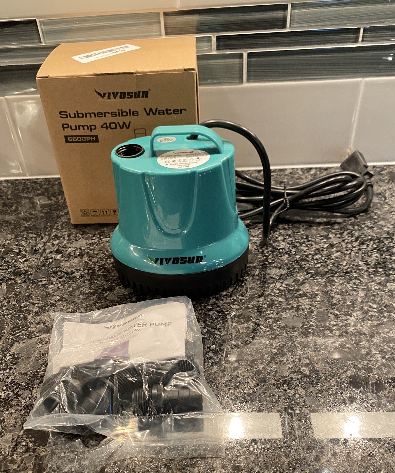 VIVOSUN 660GPH Submersible Pump 2500L/H, 40W)Water Pump w/8.2ft High Lift