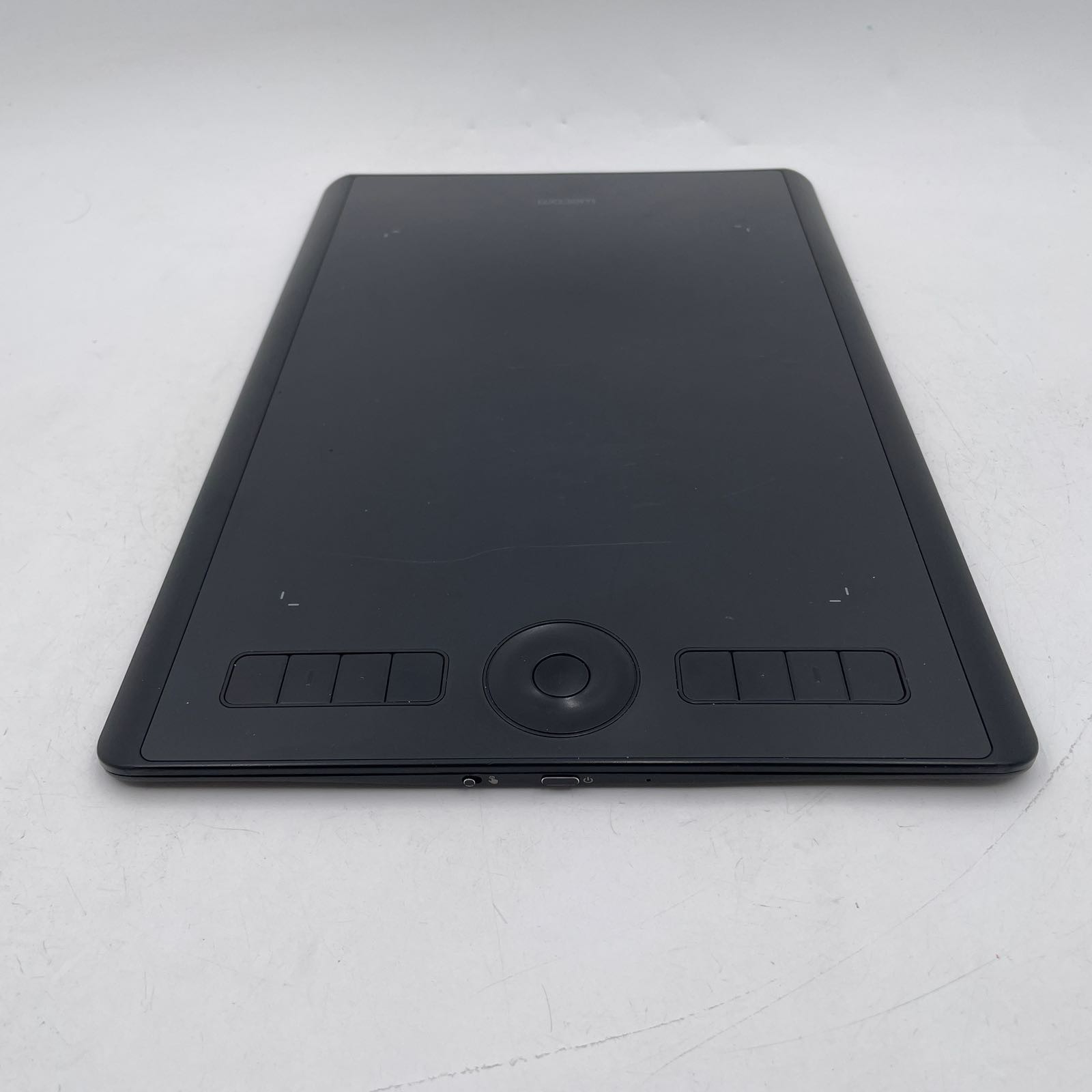Wacom Intuos Pro Medium Bluetooth Graphics Drawing Tablet Black - READ