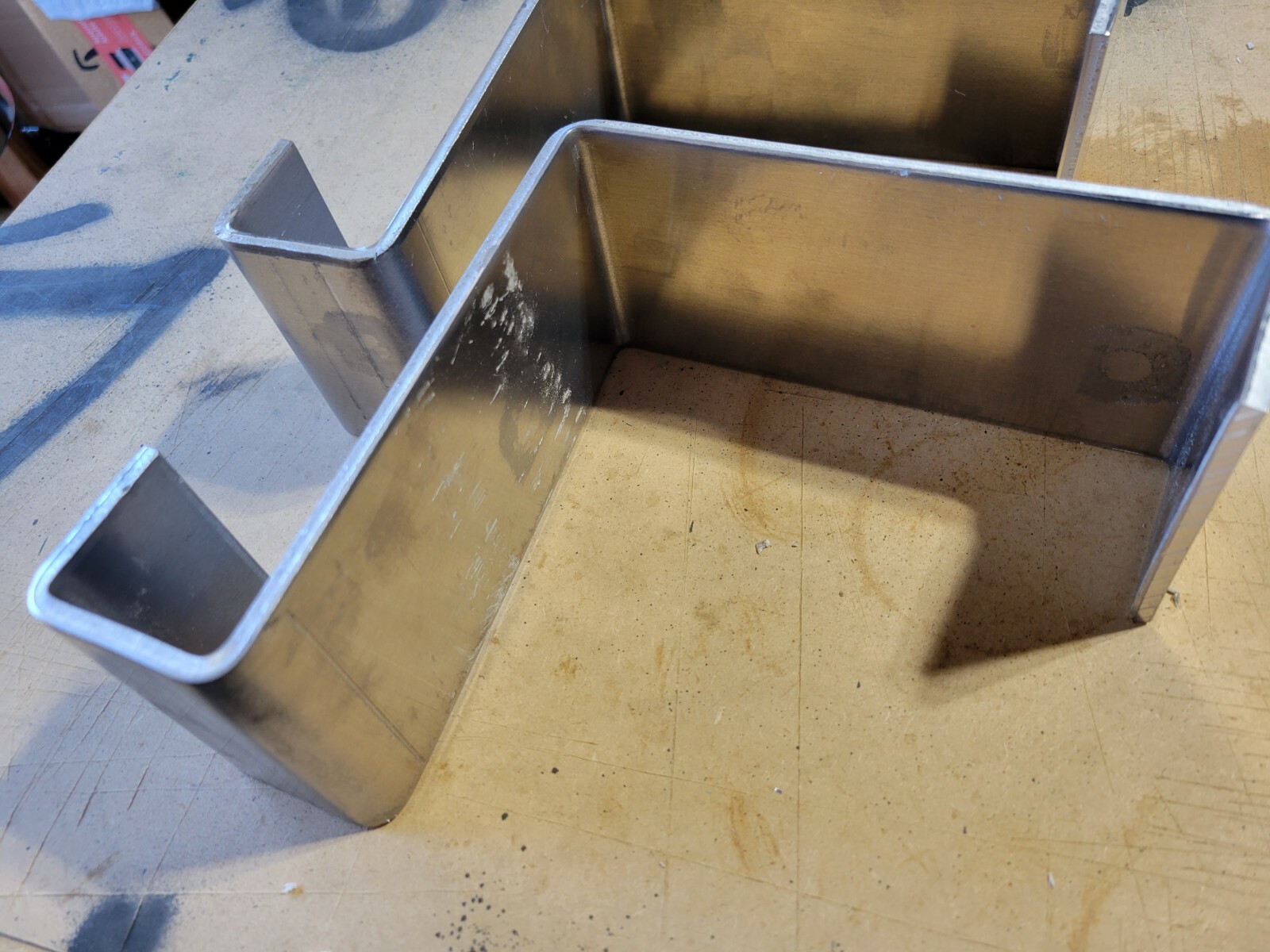 Step Ladder Wall Hanger for 6" Cinder Block/Concrete Block (2 Brackets)