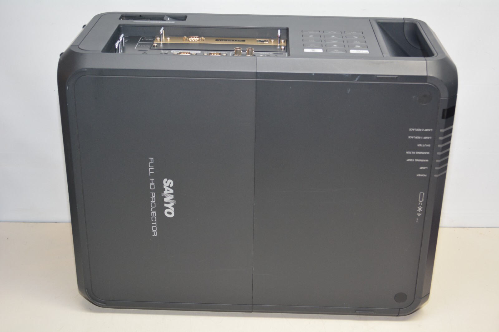 ^ Sanyo PDG-DHT100L HD - 6500 ANSI Lumens - 160 Lamp Hours HDMI No Lens #W3764
