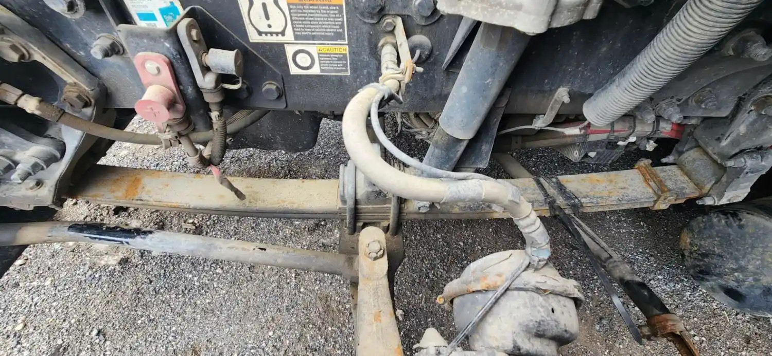 (Used) 2016 Peterbilt 579, FRONT LEAF SPRINGS Front Leaf & Springs P-50985