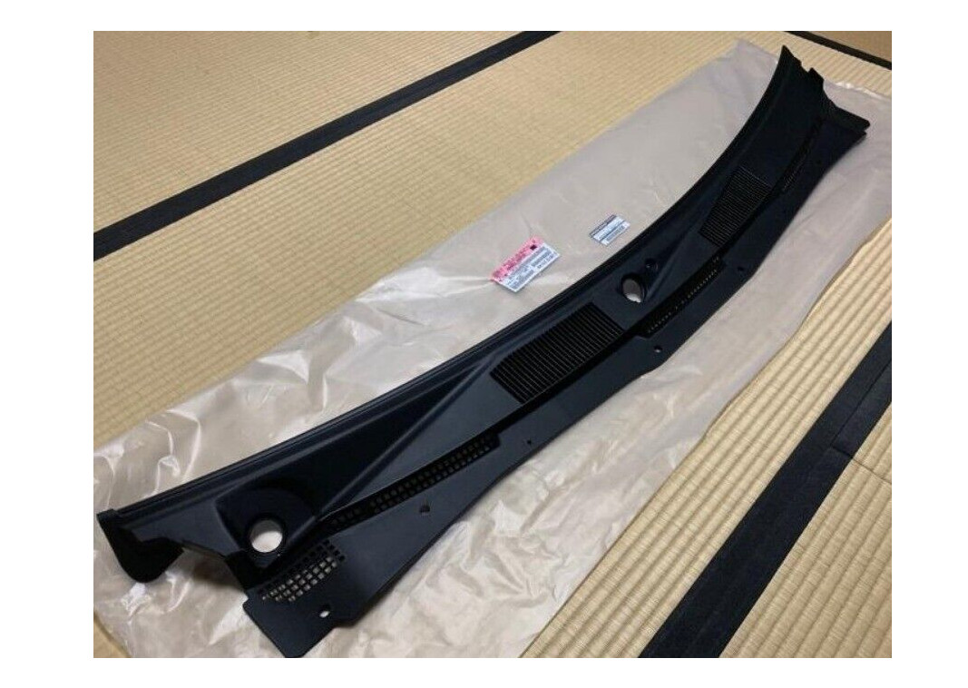 NISSAN Genuine OEM COVER ASSEMBLY KAUL TOP S15 1999/01-2002/08 66862-85F00