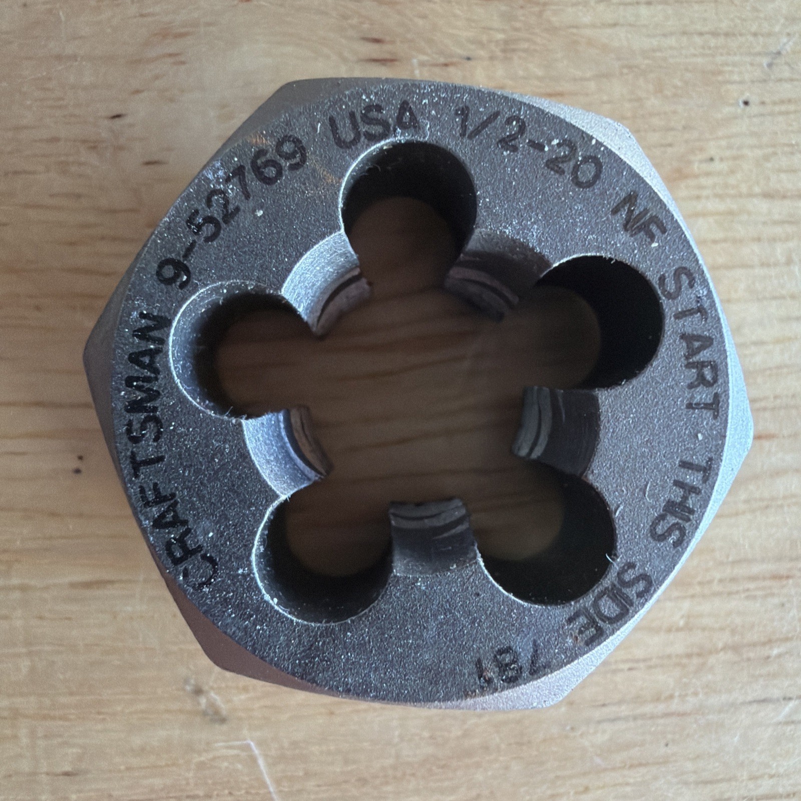 Craftsman Professional 1/2" - 20 NF Die 1" Hex 9 52769 for Tap & Die Set 52306