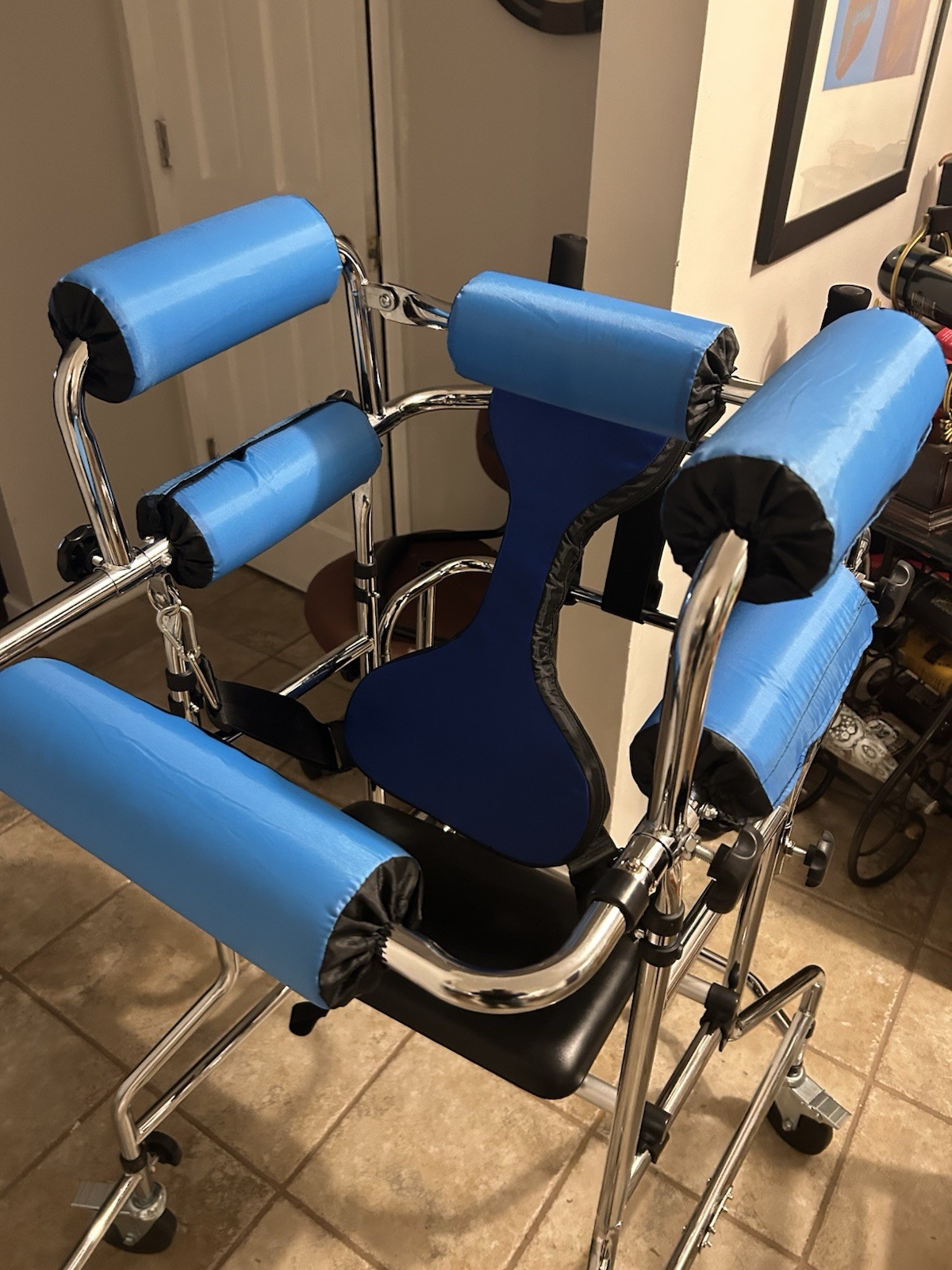 6 Wheels Special Needs Walker For Children With Cerebral Palsy + Spina Bifida +