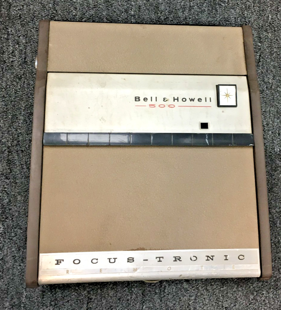 Bell & Howell 500 Projector, USA, VINTAGE, TURNS ON