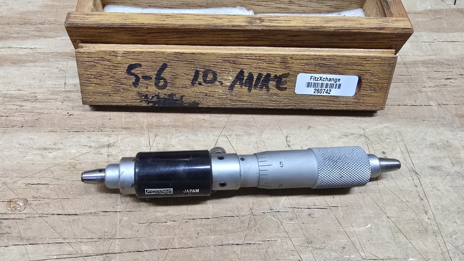 FOWLER INSIDE TUBULAR MICROMETER 5" - 6" RANGE .001 GRAD 52-236-006 MIC  260742